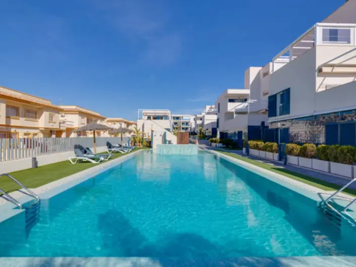 Image No.38-2 Bed Apartment for sale