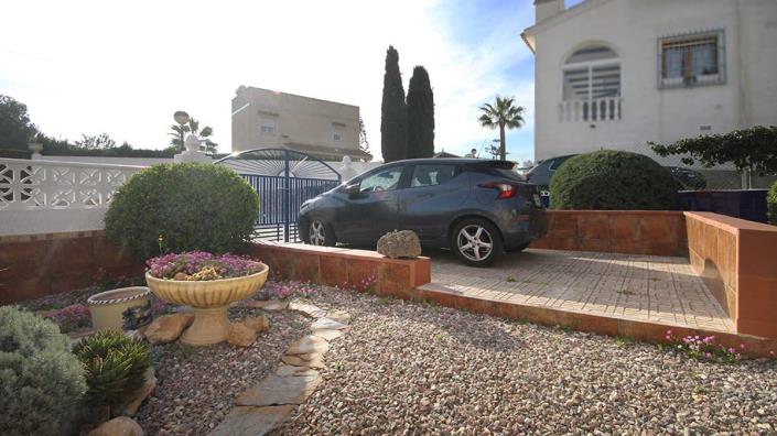 Image No.17-2 Bed Villa / Detached for sale