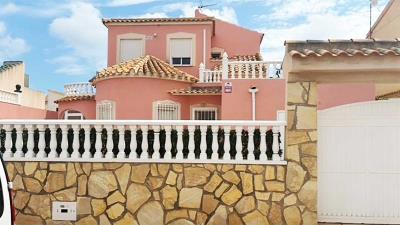 5-bed-detached-villa-in-playa-flamenca-external-ext
