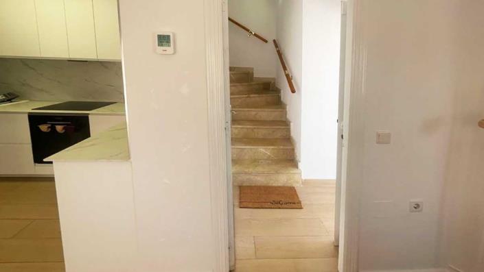 Image No.22-5 Bed Villa / Detached for sale