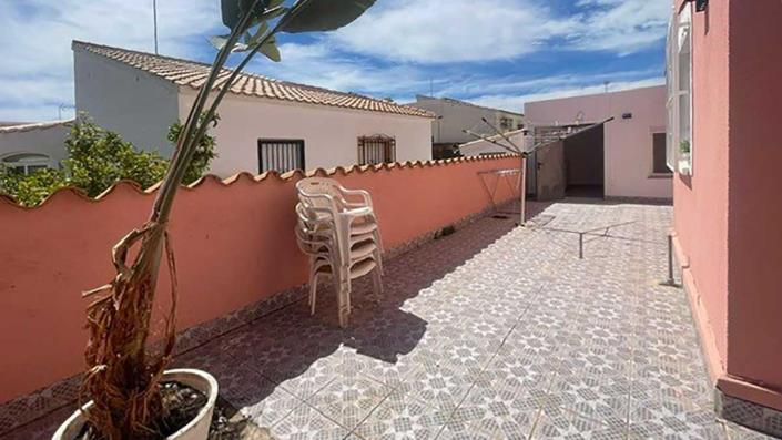 Image No.24-5 Bed Villa / Detached for sale