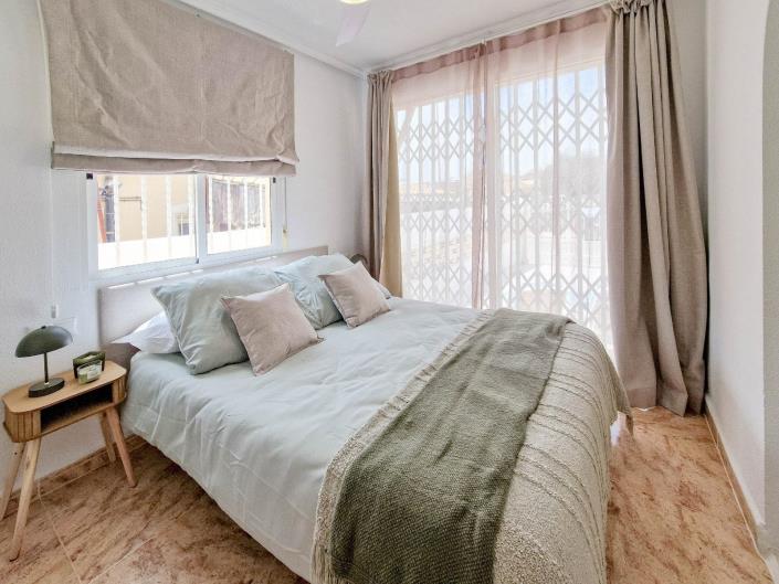 Image No.22-Maison de ville de 2 chambres à vendre à Torrevieja