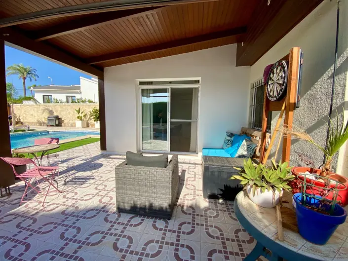 Image No.31-4 Bed Villa / Detached for sale