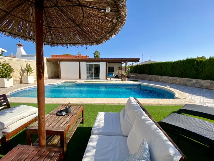 Image No.4-4 Bed Villa / Detached for sale