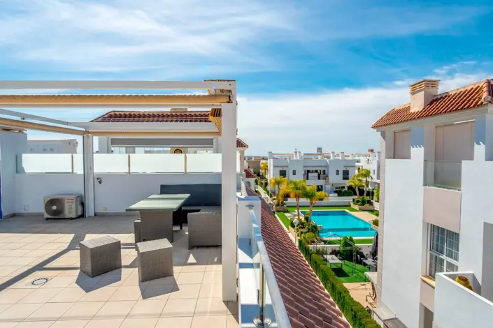 Image No.14-2 Bed Apartment for sale