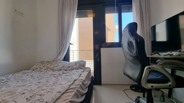 Image No.17-3 Bed Townhouse for sale