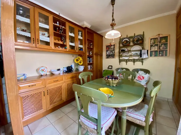 Image No.15-3 Bed Apartment for sale