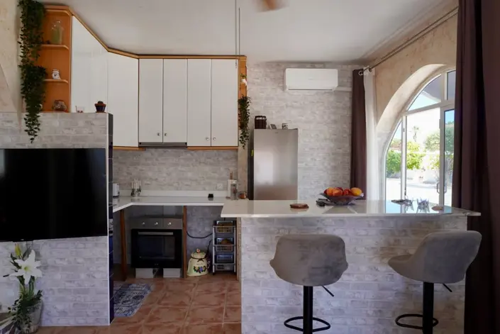 Image No.9-5 Bed Villa / Detached for sale