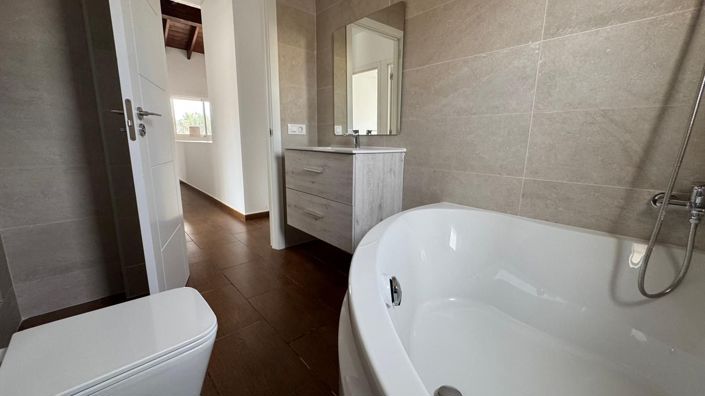 Image No.11-Propriété de 3 chambres à vendre à Antigua