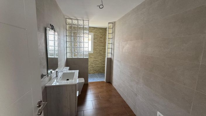 Image No.7-Propriété de 3 chambres à vendre à Antigua