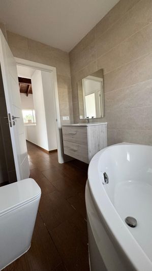 Image No.9-Propriété de 3 chambres à vendre à Antigua