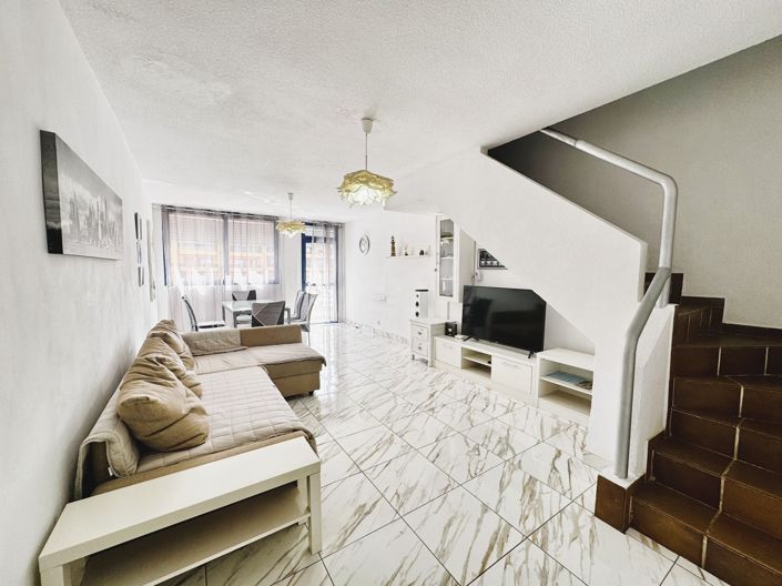 Image No.2-Propriété de 3 chambres à vendre à Corralejo