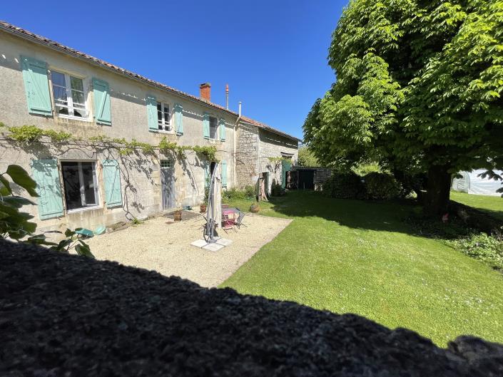 Image No.2-Maison de 2 chambres à vendre à Chaunay