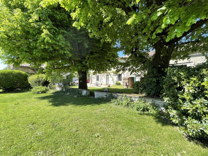 Image No.5-Maison de 2 chambres à vendre à Chaunay