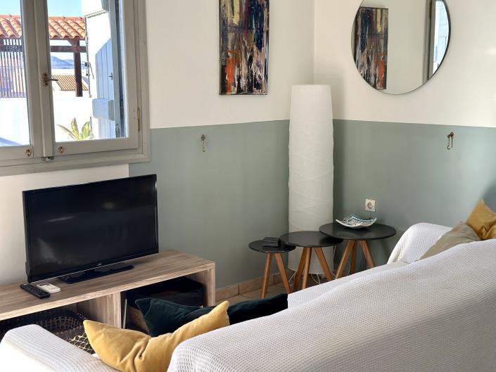 Image No.15-2 Bed House for sale