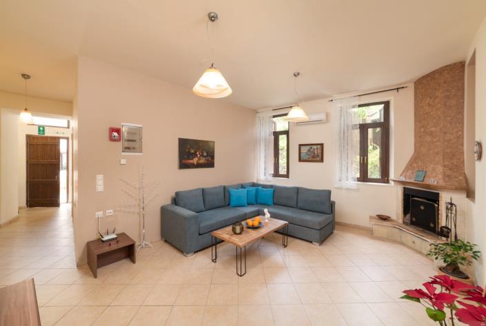 Image No.10-Villa de 2 chambres à vendre à Armeni