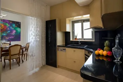 326824883_1600x1200-jpg