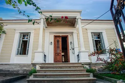 306595015_1600x1200-jpg