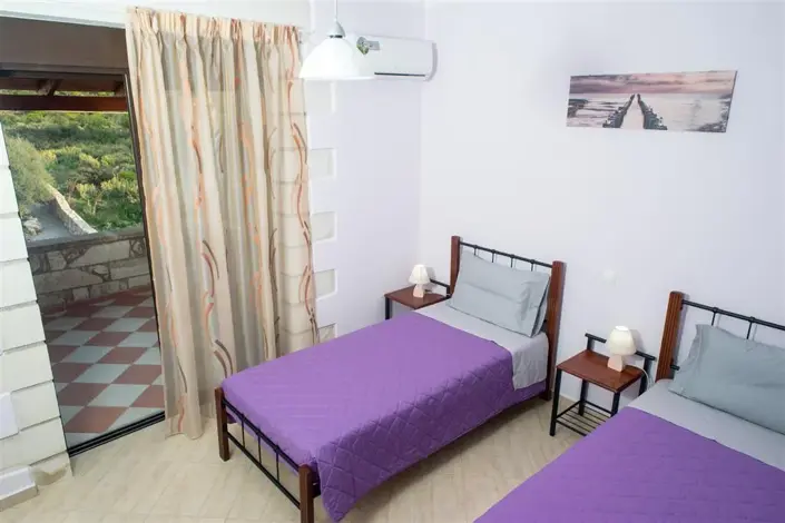 Image No.5-2 Bed Villa for sale