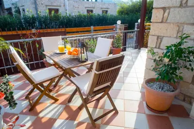 232010203_1600x1200-jpg