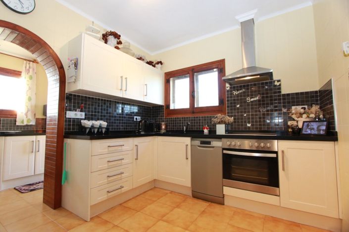 Image No.19-3 Bed Villa for sale