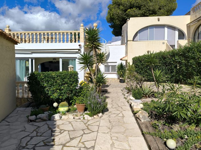 Image No.4-2 Bed Bungalow for sale