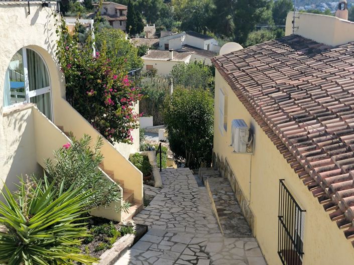 Image No.43-2 Bed Bungalow for sale