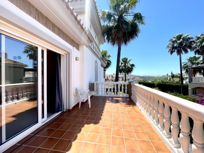 Image No.36-4 Bed Villa / Detached for sale