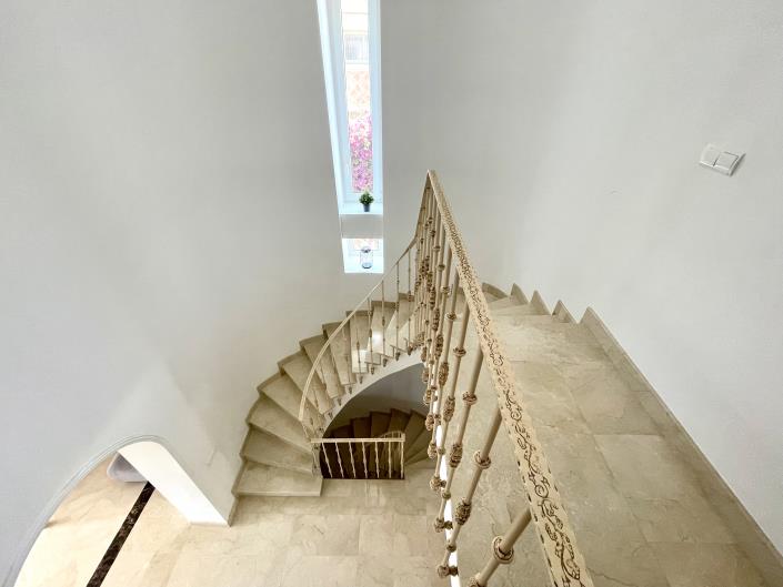 Image No.26-4 Bed Villa / Detached for sale