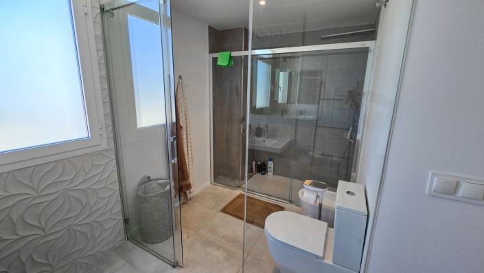 Image No.21-4 Bed Penthouse for sale