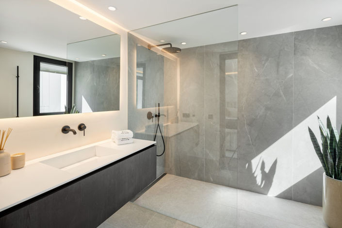 Image No.21-6 Bed Villa for sale