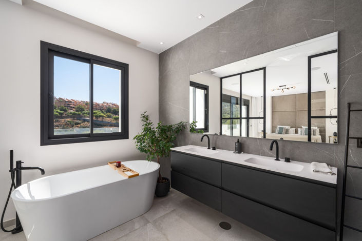 Image No.22-5 Bed Villa for sale