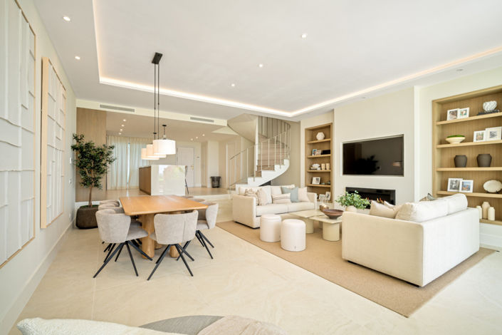 Image No.3-4 Bed Villa for sale