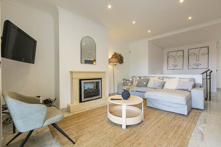 Image No.12-2 Bed Apartment for sale