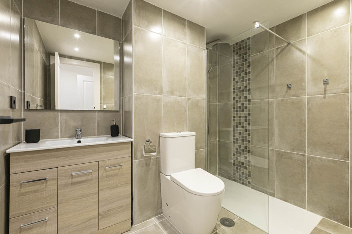 Image No.24-2 Bed Apartment for sale