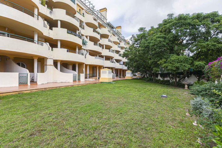 Image No.45-2 Bed Apartment for sale