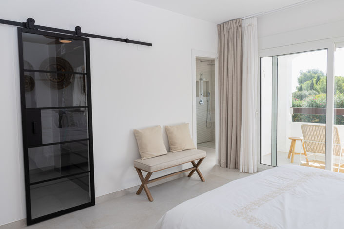 Image No.11-3 Bed Townhouse for sale