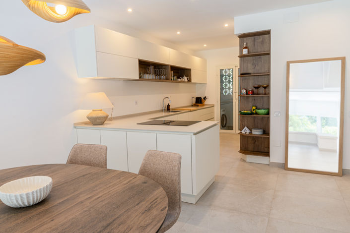 Image No.8-3 Bed Townhouse for sale