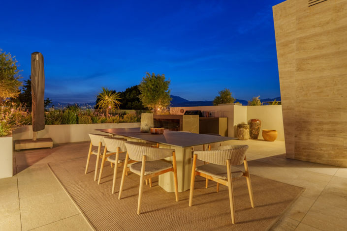 Image No.41-4 Bed Property for sale