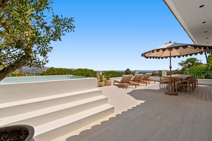 Image No.15-6 Bed Villa for sale