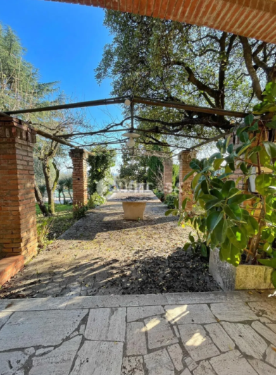 Image No.5-Villa de 9 chambres à vendre à Velletri