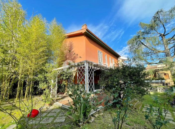 Image No.32-Villa de 9 chambres à vendre à Velletri